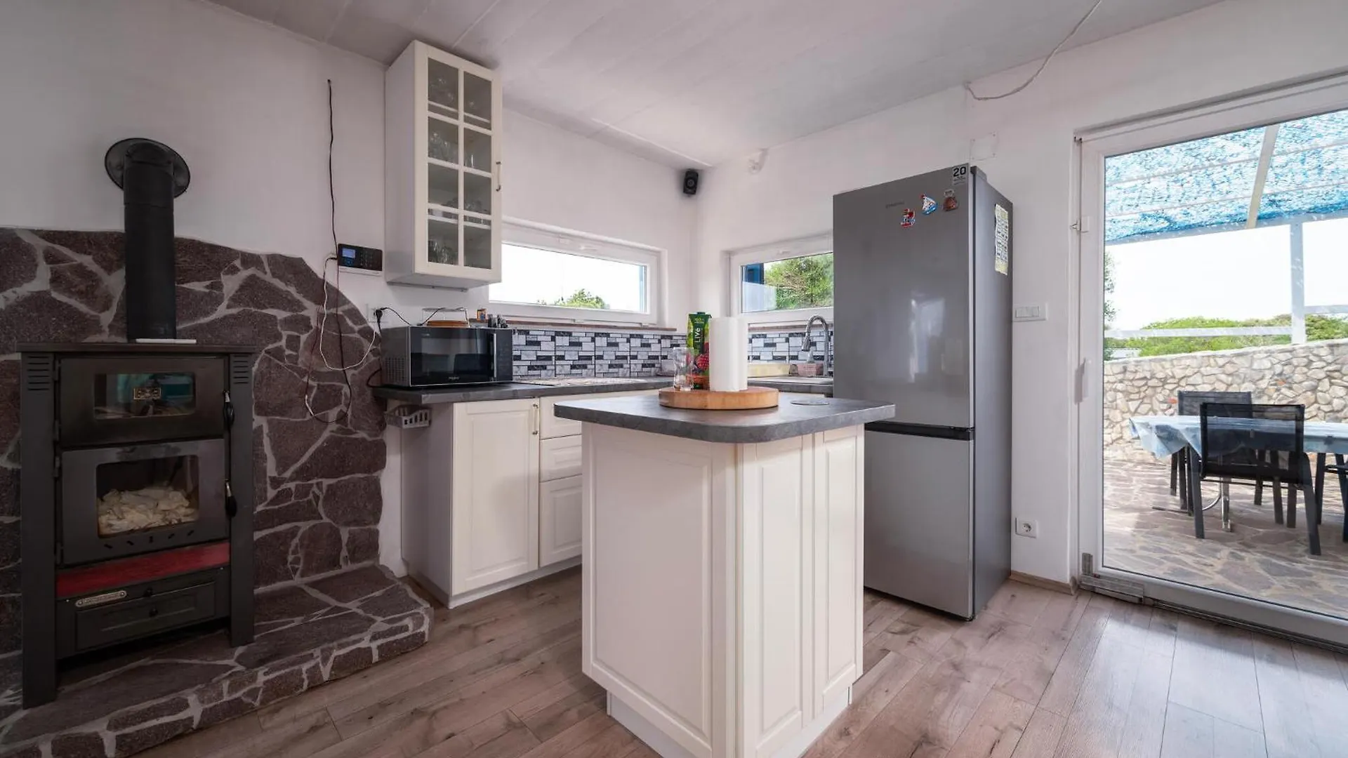 3 Bedroom Gorgeous Home In Peroj 0*,  Κροατία